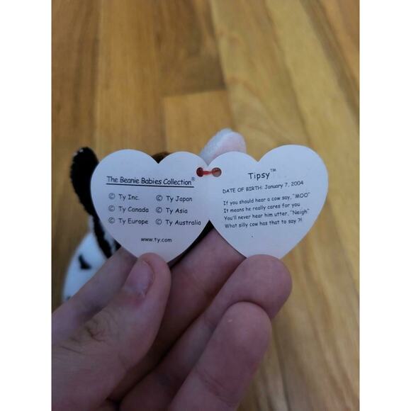 TY Beanie Baby βTipsyβ the Cow β Retired 2004 β With Tags β Cute Black & White - Picture 3 of 6
